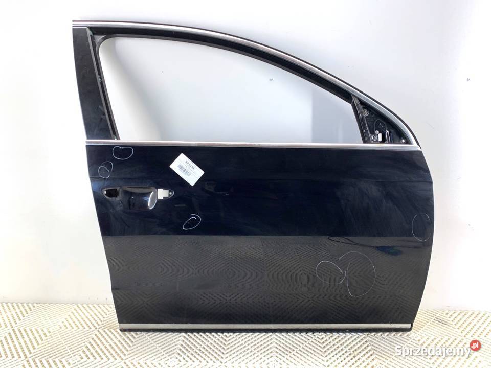 DRZWI PRAWY PRZÓD VW PASSAT B7 SedanLimuzyna