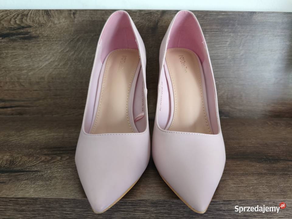 Piękne pudrowo różowe szpilki Praktycznie Nowe skóra ekologiczna lubelskie Bełżyce