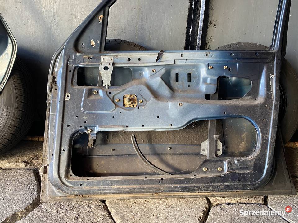 Sprzedam drzwi przód prawe tył prawe do golfa 2 Drzwi