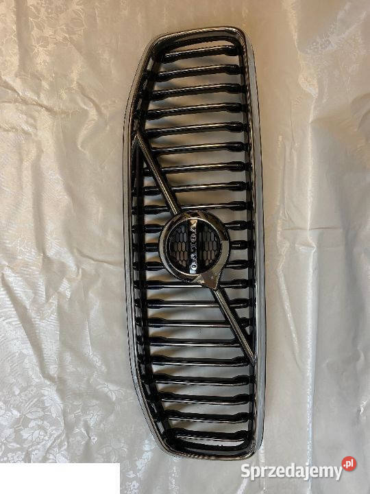 Volvo XC60 2017 atrapa grill 31425535 sprzedam