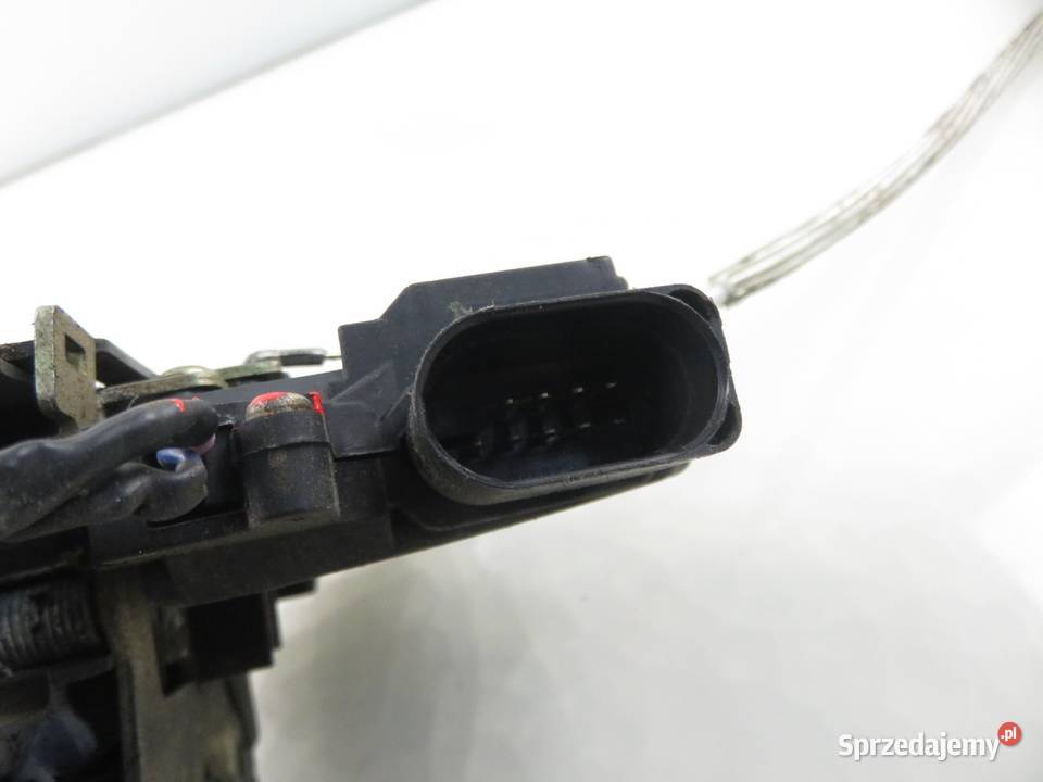 ZAMEK LEWY PRZEDNI AUDI A6 C5 małopolskie