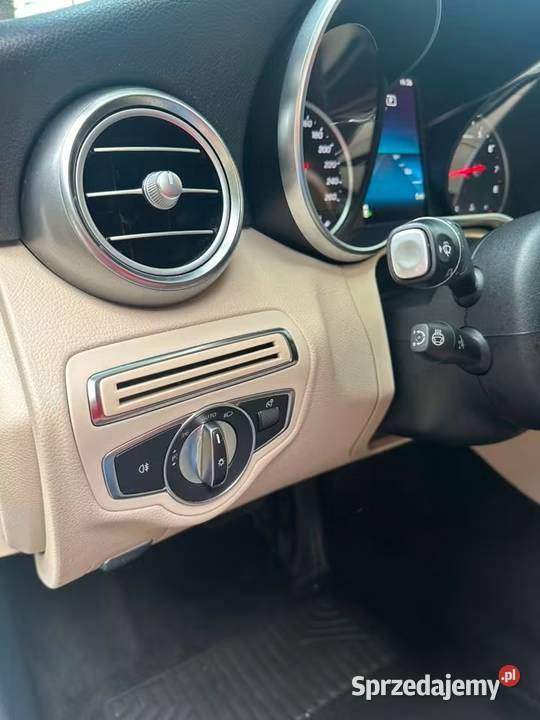 mercedes c300 Józefów