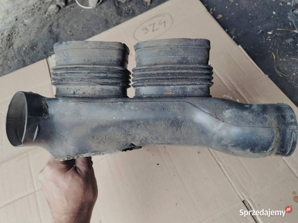 KANAŁ WYLOTOWY POWIETRZA 191819363A VW GOLF II 2 osobowe Wyposażenie wnętrza Kamień-Kolonia