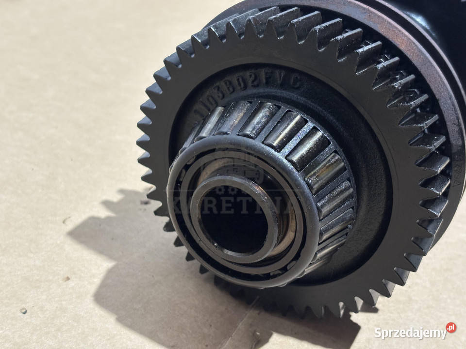 Massey Ferguson Dyna 6 6475 6480 Wałek Pośredni Pozostałe Jastrzębniki