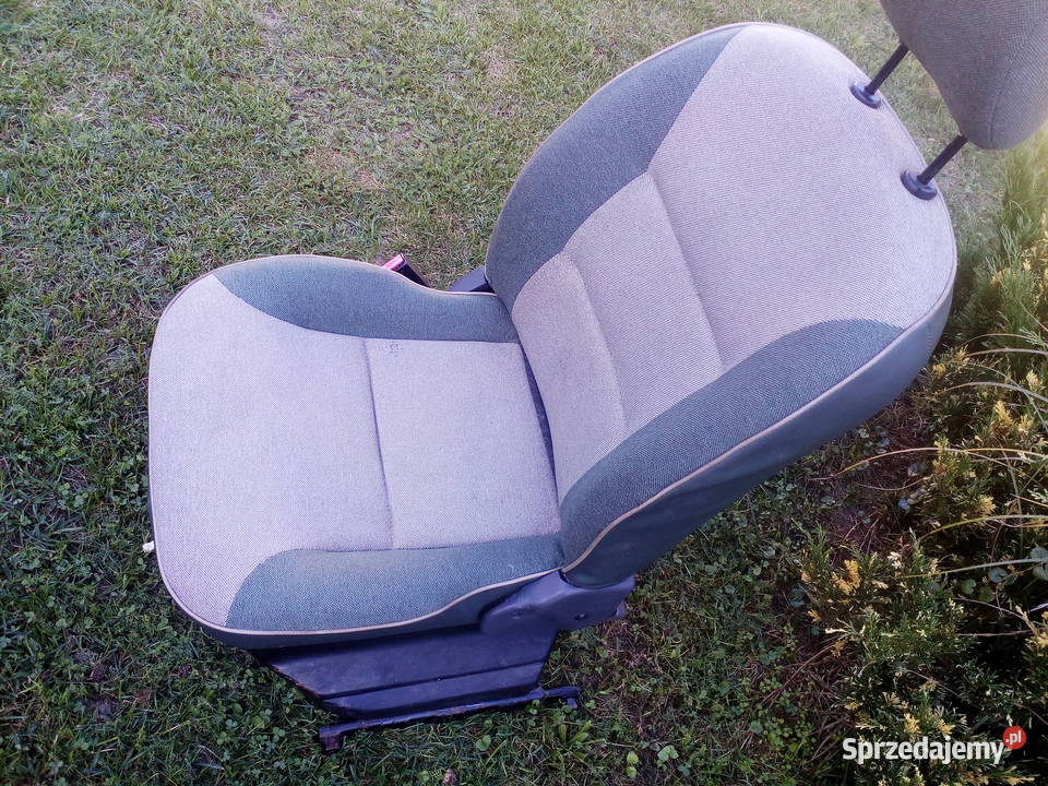 Fotel lewy kierowcy peugeot partner citroen Fotele i kanapy Połaniec