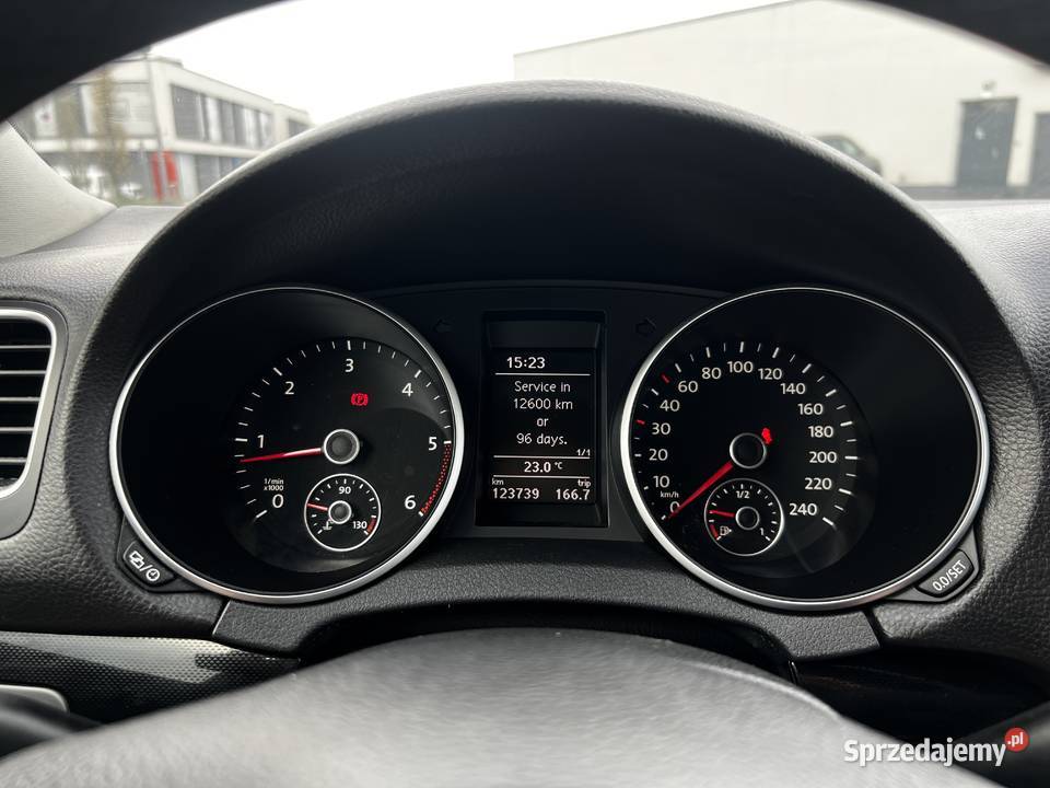 Volkswagen Golf VW GOLF 6 16 TDI niski przebieg ESP