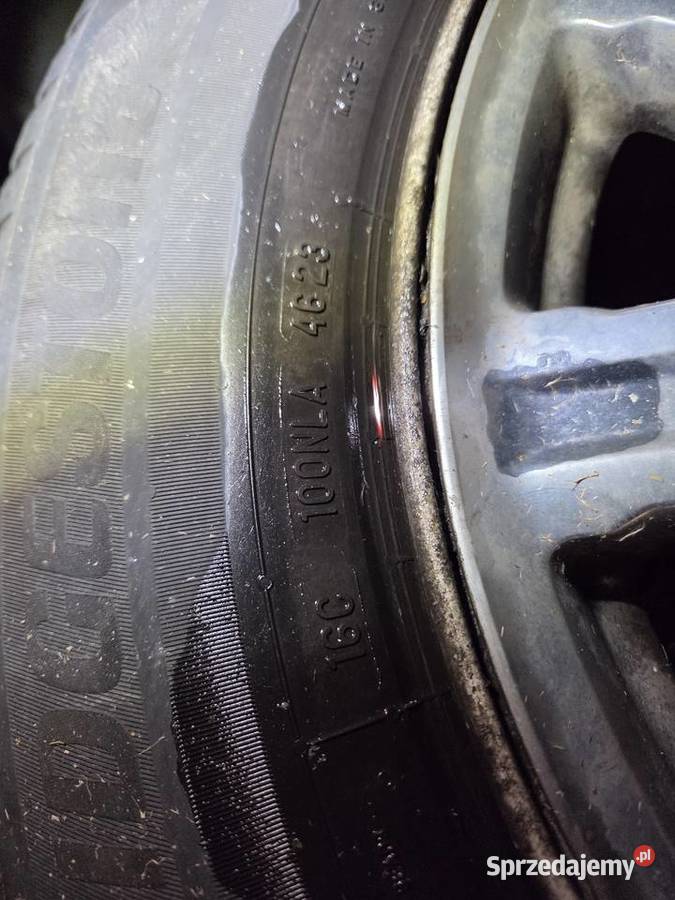 FELGI 17 Z OPONAMI CHRYSLER TOWN Kawnice