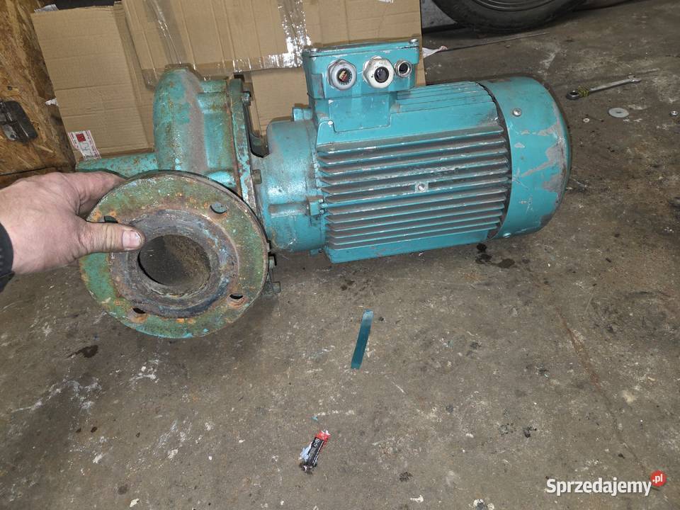 Pompa do wody z silnikiem 9kw Pozostałe Radom sprzedam