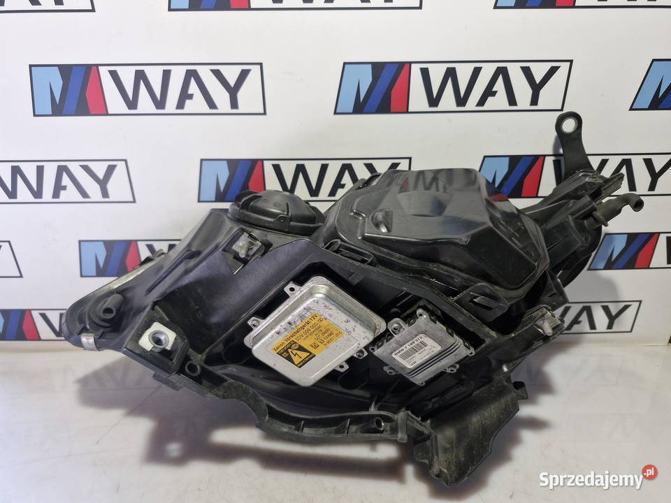 7044672 BMW E60 E61 LCI LAMPA PRAWY PRZÓD XENON Lampy przednie Części samochodowe