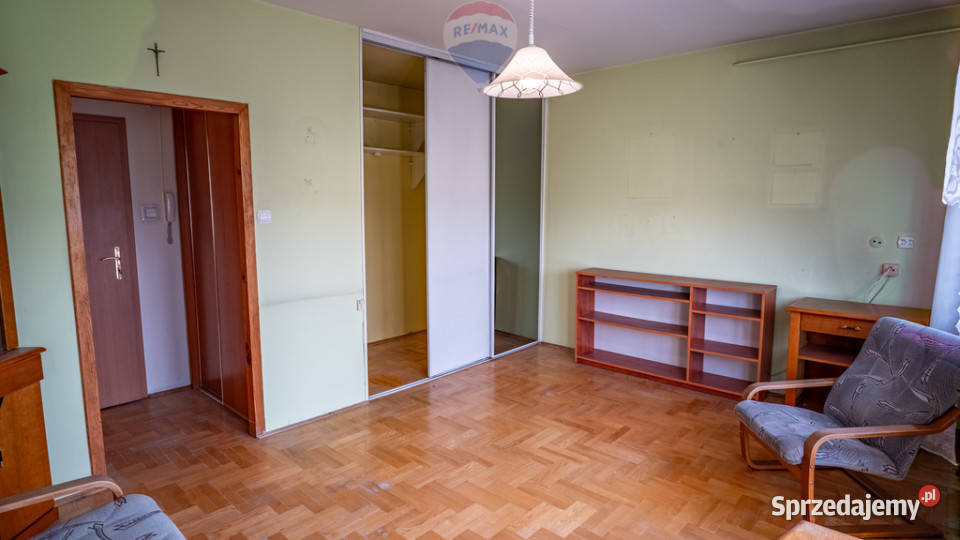 kawalerka do remontu w doskonałej lokalizacji Łódź