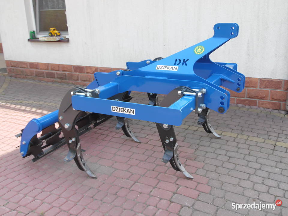 Pług dłutowy z wałem bezorkowy MPIRAT 16 16 22 Rogóźno