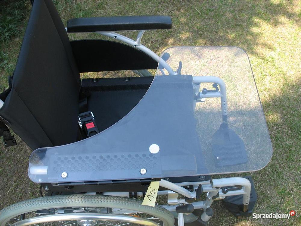 Uniwersalny stolik do wózka inwalidzkiego Śrem