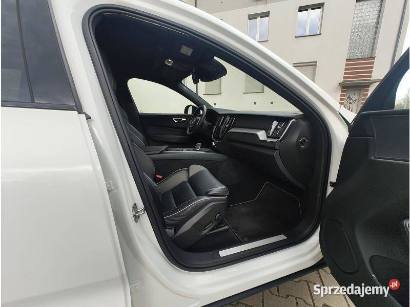 Volvo XC60 Polski salon AWD RDesign Warszawa