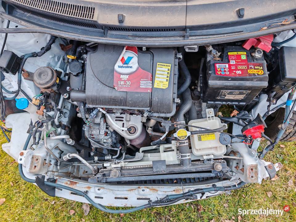 Toyota Yaris 10 benzyna 1cm3