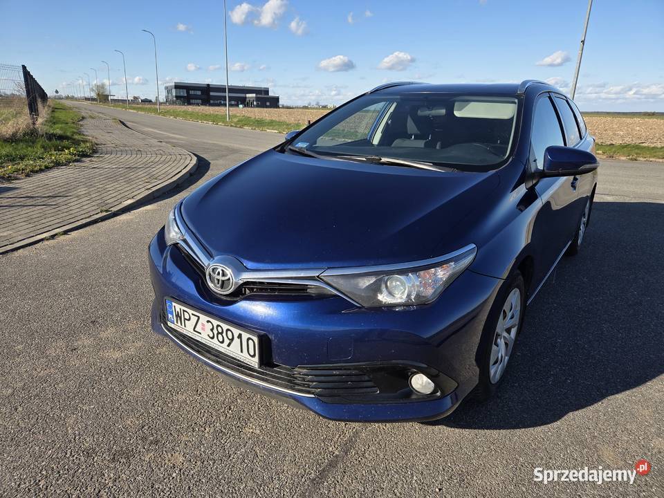 Toyota Auris kombi 16 z LPG aluminiowe felgi Przasnysz