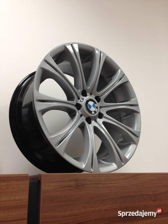 felg z oryginalnymi dekielkami do BMW 5 E606163 aluminiowe