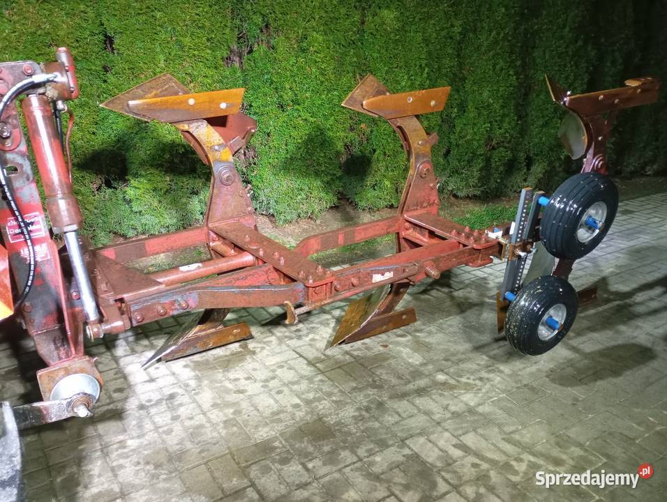 Pług 3 skibowy obrotowy Rolnictwo Rzeszów