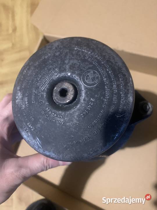 Obudowa filtra oleju BMW e28 524 td e30 Smarowanie silnika Mszana