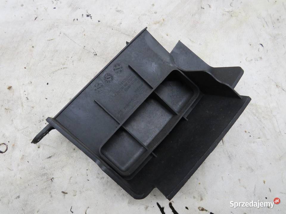 ŁAPACZ POWIETRZA SPORTAGE III 282133W000 osobowe lubelskie sprzedam