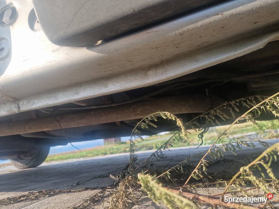 Vivaro L2H1 2005r nieuszkodzony lubelskie Lublin sprzedam