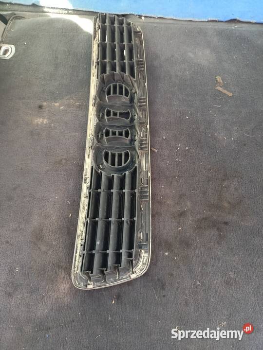 Grill 8D0 853 651 R Audi A4 B5 FL a27