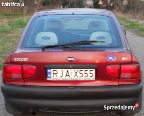 Ford ESCORT 16 16V ZETEC kupiony w polskim salonie