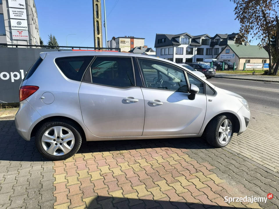 Opel Meriva 17 CDTi 110 Klimatyzacja OPŁACONY II VAT marża Meriva Łuków