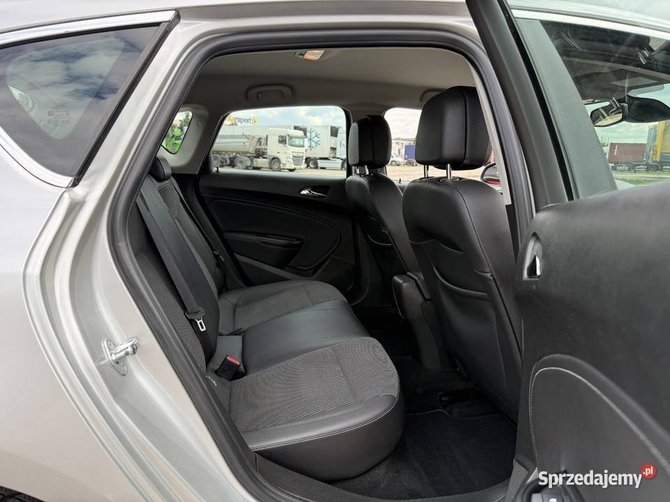 Opel Astra 14 BENZYNA Klimatronik Tempomat Nowy Astra Konin