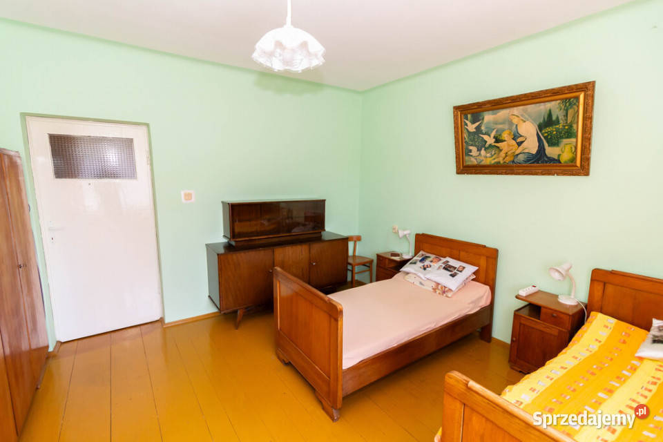 Dom piętrowy 1224m2 działka 997m2 Konopnickiej Sprzedaż