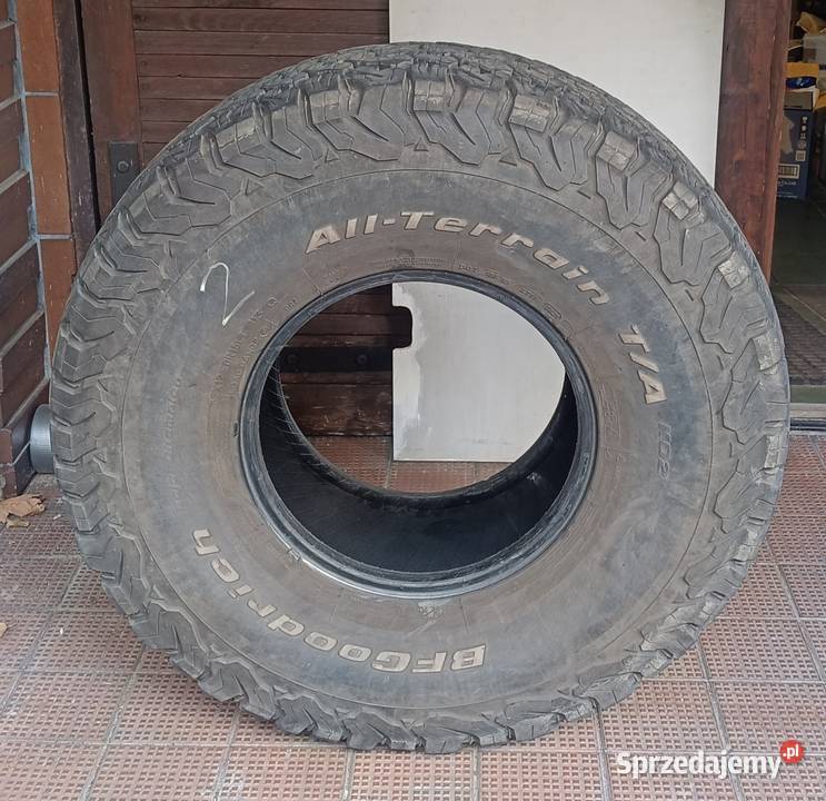 Opona BFGoodrich AT TA KO2 35x135R15