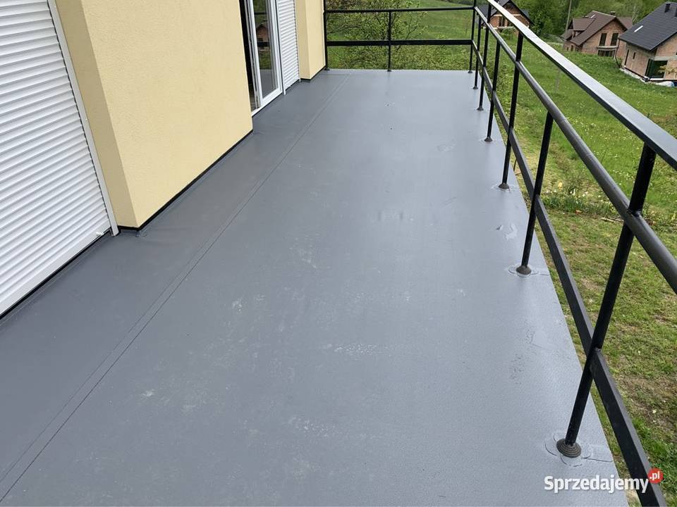Dachy płaskie membrana PVC EPDM remont dachu Kraków usługi budowlane
