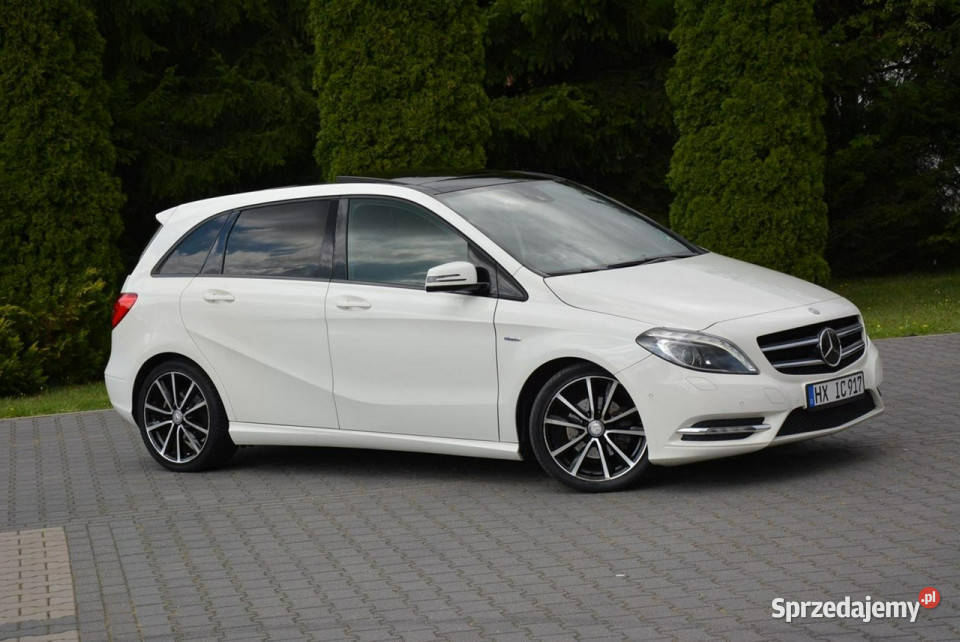 Mercedes B 180 Panorama LED BiXenon Navi Kamera Mercedes-Benz Ostrów Mazowiecka sprzedam