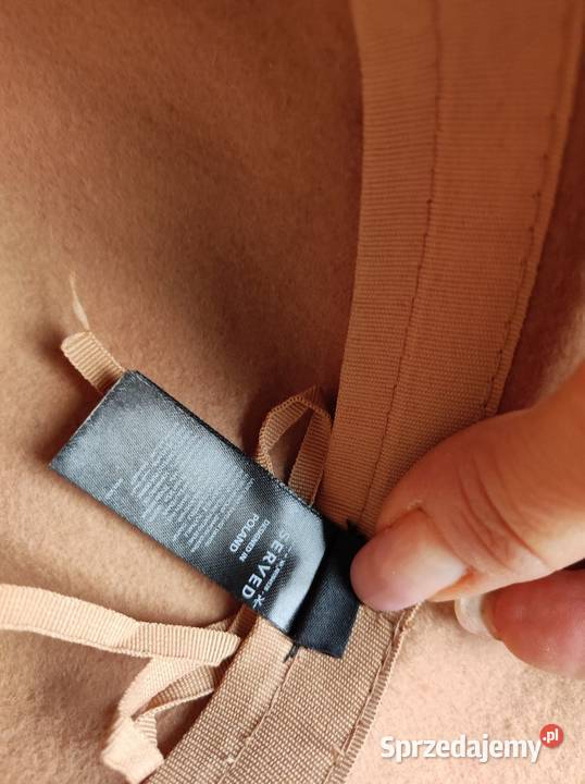 beżowy filcowy kapelusz ciepły Reserved modny świętokrzyskie Kielce