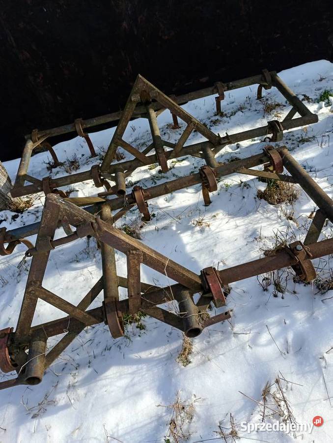 Pługi 3 i 5 skibowe nieuszkodzony Korczowa