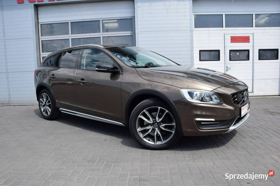 Volvo V60 Cross Country 20 D3 Summum 100 czujnik parkowania Hrubieszów
