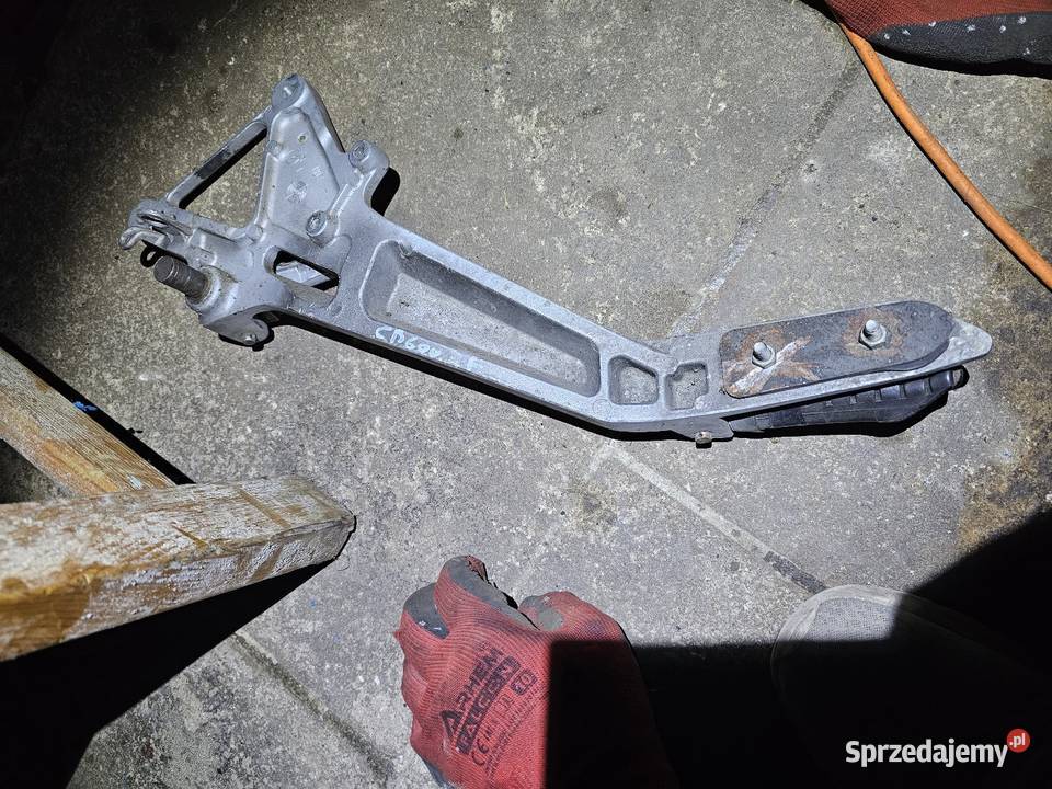 Honda CB 600 f Hornet s set prawy podnóżek Mocowania i uchwyty Jelenia Góra