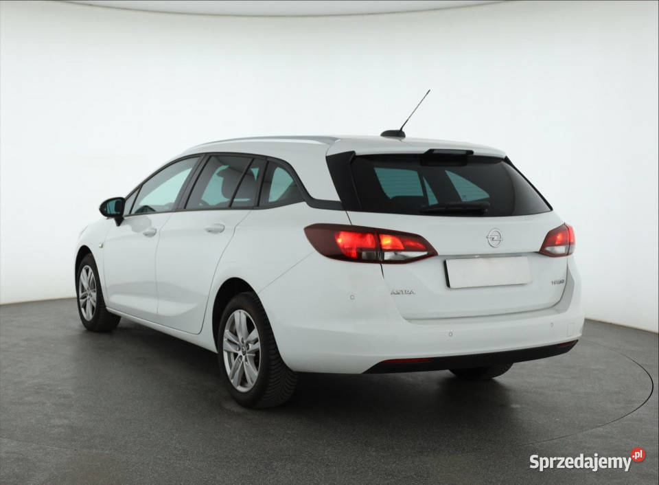 Opel Astra 14 T