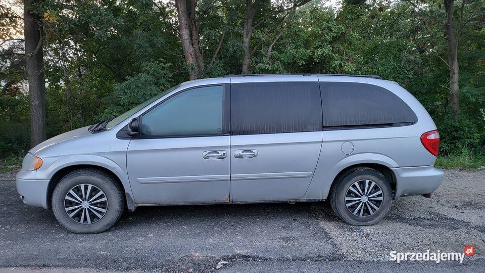 Dodge Caravan odpowiednik Chrysler Town Country Mokronos Górny