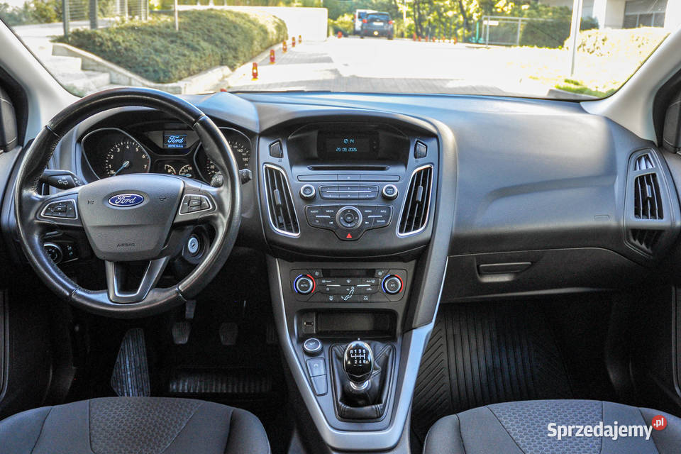 Ford Focus Salon 1 właściciel Bezwypadkowy Lift nieuszkodzony Focus dolnośląskie sprzedam