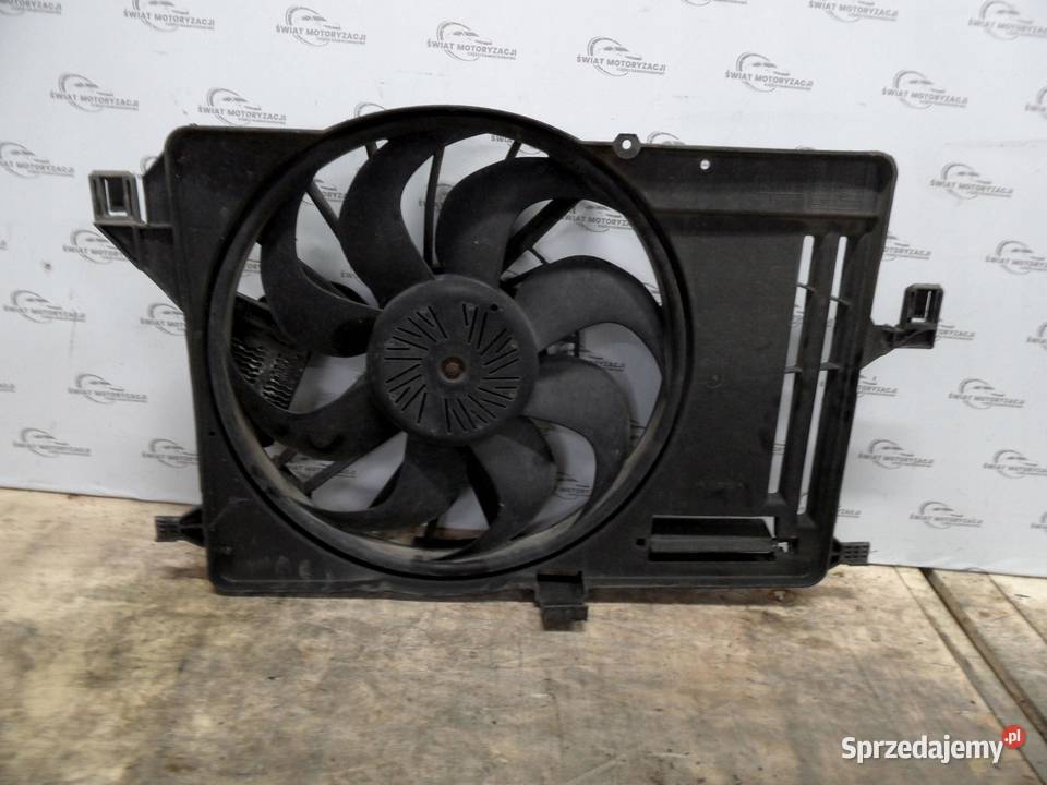 FORD FOCUS MK3 III 16 TDCI 13r wentylator