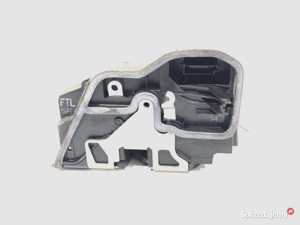 ZAMEK DRZWI LEWY PRZÓD BMW E61 Kombi 7202143