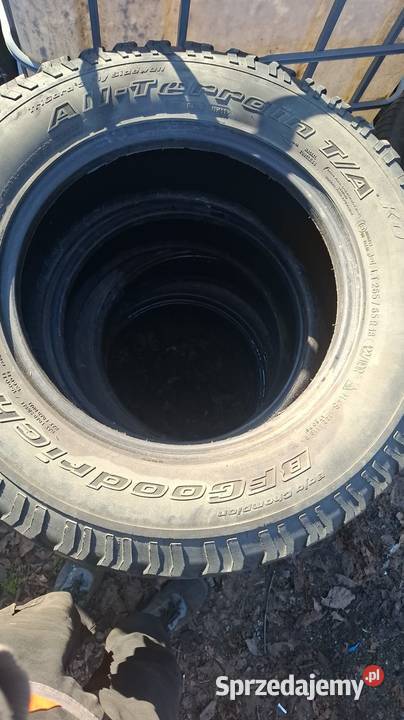 Opony używane wielosezonowe 26560r18 BFGOODRICH