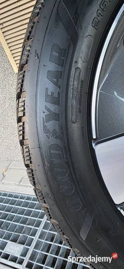 Oryginalne Koła Vw Passat Vw Golf R17Opony 2024 Jelcz-Laskowice
