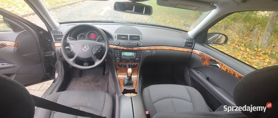 Mercedes E200 18 kompresor LPG 2005r PDC klima tempomat Środa Śląska