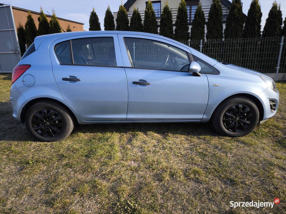 Opel Corsa D nieuszkodzony sprzedam