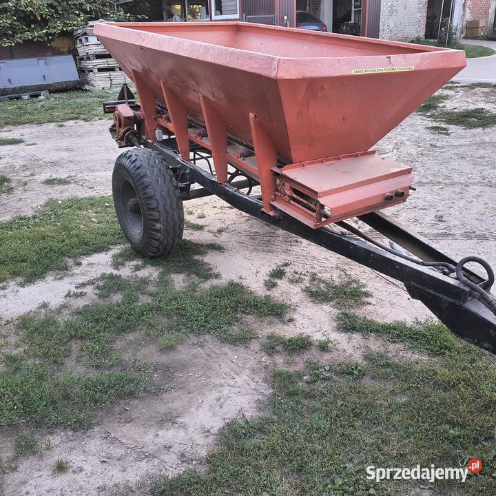 Rcw 2 Rcw 3 rozsiewacz do wapn nawóz Krzczonów-Folwark