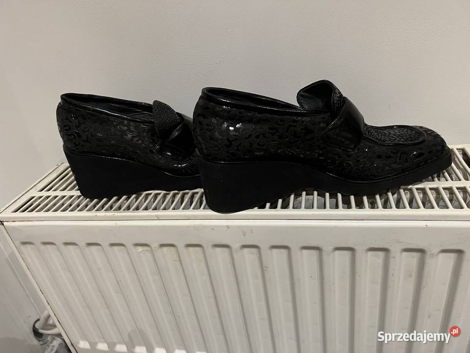 Buty Nowa Dzierzążnia