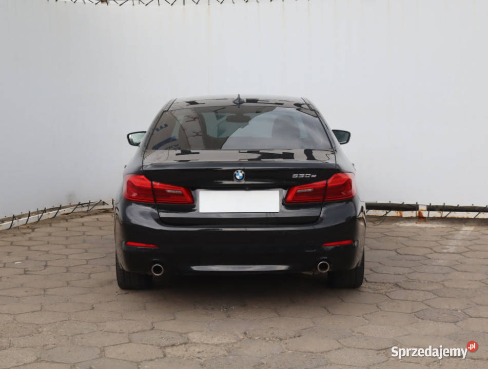 BMW 5 530e Łódź