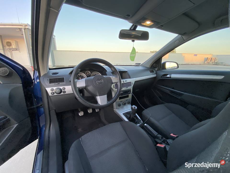 Opel Astra H 20 Turbo 200 LPG Sieradz