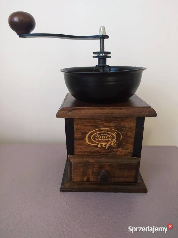 stary młynek do kawy
